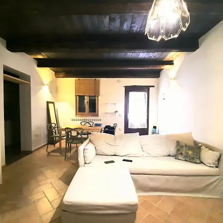 Di Claudia In Campagna, Locazione Turistica Apartment *