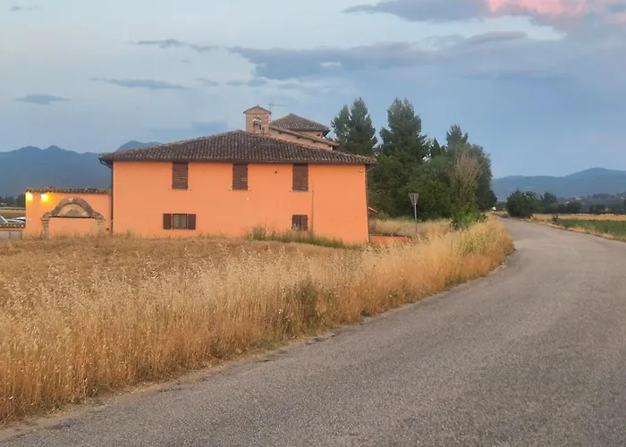 アパート Di Claudia In Campagna, Locazione Turistica スポレート